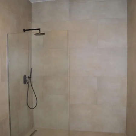 Maradato Willa Mikros Gialos