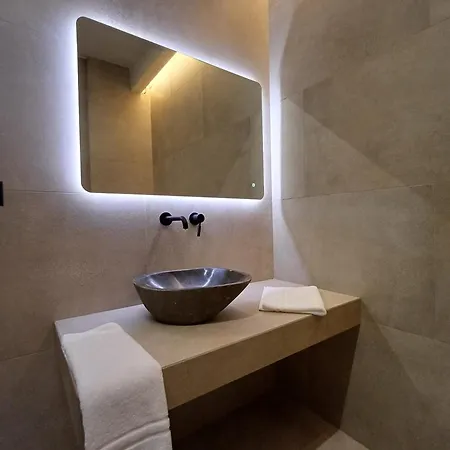 Maradato Willa Mikros Gialos